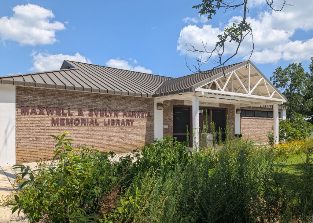 Harrell Memorial Public Library building